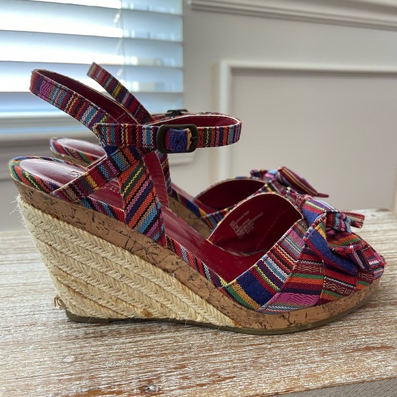 Multi-Color Espadrilles - Picture 4 of 8